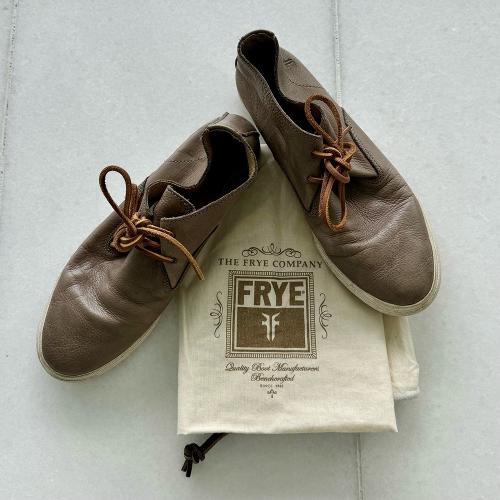 FRYE Women's Gray Leather Mindy Chukka Lace-up Sneaker Bootie